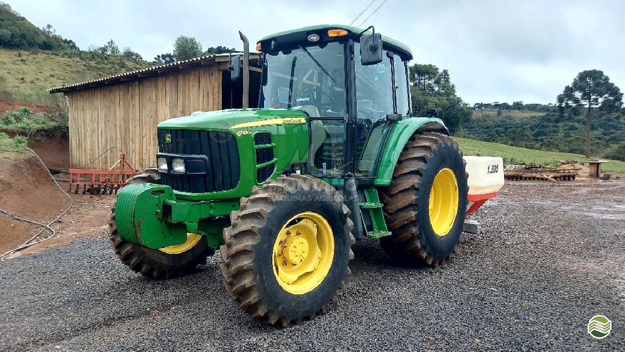 TRATOR JOHN DEERE JOHN DEERE 6125J Tração 4x4 Montano Máquinas Agrícolas LAGOA VERMELHA RIO GRANDE DO SUL RS